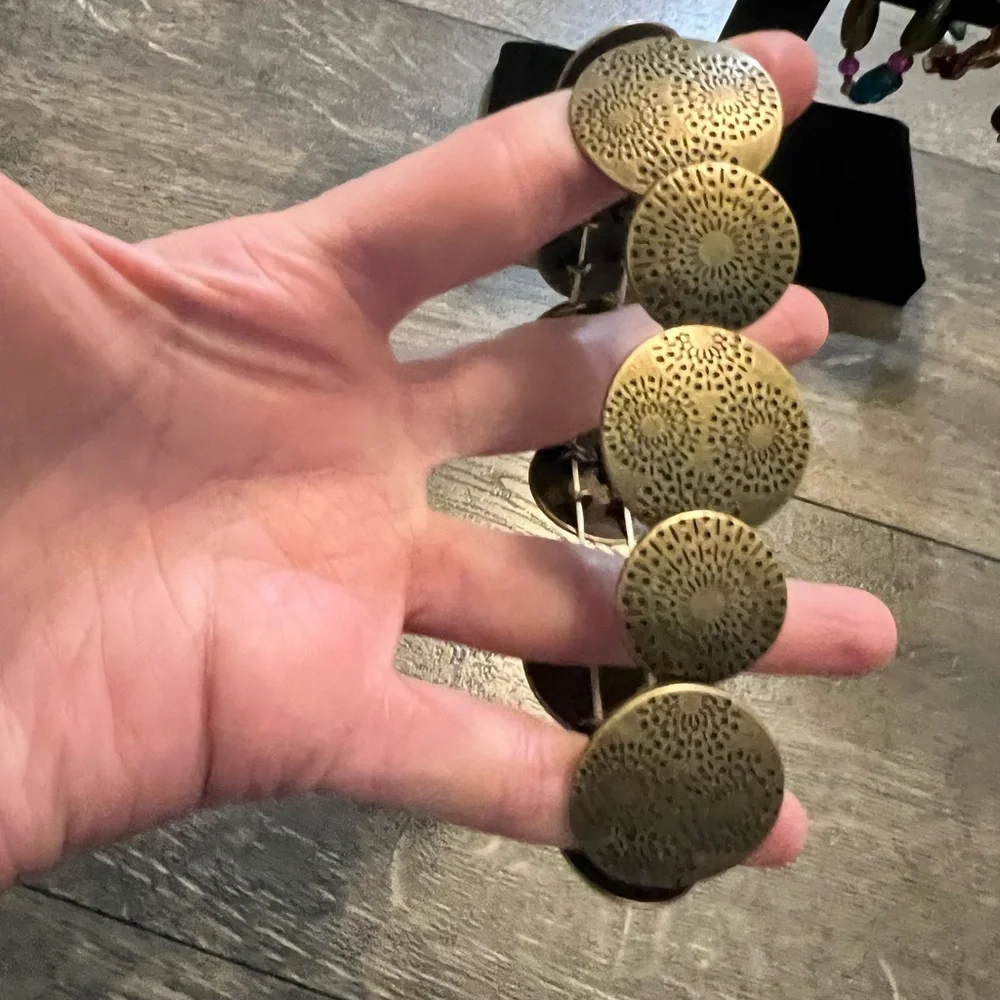 Lot of 5‎ Fashion Jewelry Bracelets